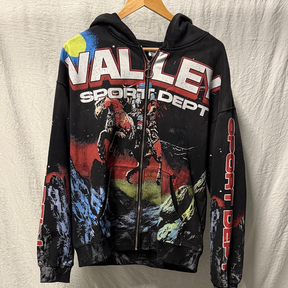 Vale forever “Neptune” zip up hoodie